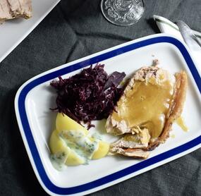 Stegt flæsk – Dänischer Schweinebraten