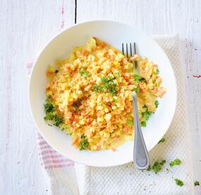 Low-Carb-Gemüserisotto mit Crème fraîche