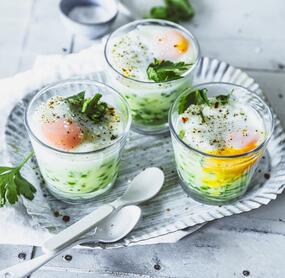 Ei im Glas mit Frankfurter Soße