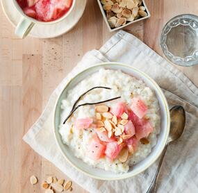 Milchreis mit Rhabarberkompott