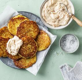 Crispy Kartoffelpuffer mit Sweet-Chili-Frischkäse