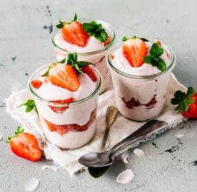 Sahniger Erdbeerquark aus 5 Zutaten
