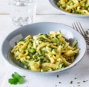 Käsespätzle mit Frühlingszwiebeln