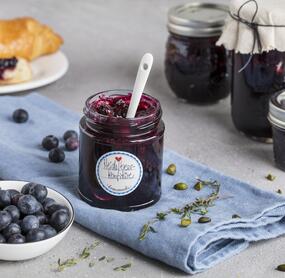 Heidelbeerkonfitüre mit Pistazien