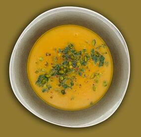 Schnell gemixt: Curry-Kürbissuppe