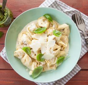 Tortellini in Sahnesoße für die ganze Familie