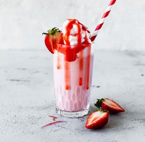Erdbeer-Milchshake aus 3 Zutaten