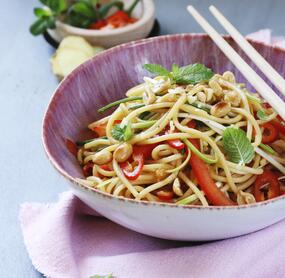 Asia-Spaghettisalat
