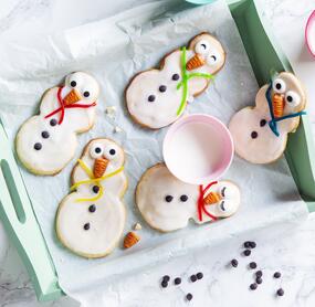 Schneemann-Plätzchen