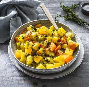 Steckrübengemüse mit Thymianbutter