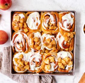 Apfel-Zimt-Schnecken mit Hefeteig