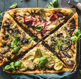 Blitzpizza „Quattro Stagioni“ ohne Hefe