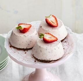Erdbeer-Sahne-Törtchen