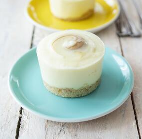 Mini Lemon Cheesecakes