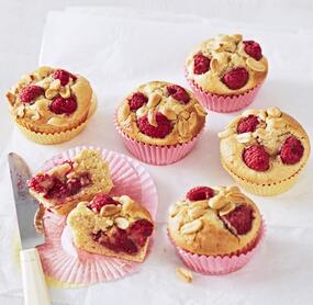 Erdnuss-Himbeer-Muffins