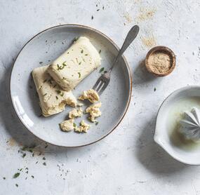Veganer Feta