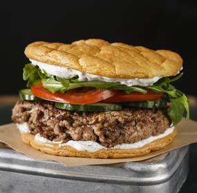 Cloud Burger mit Rindfleischpattys