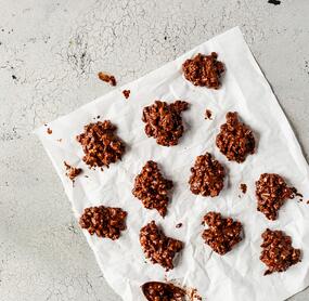 Crunchy Low-Carb-Schokocrossies aus 5 Zutaten