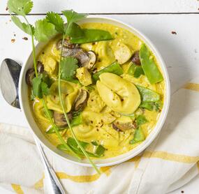 All-in-one-Tortellini mit Hähnchen und Currygemüse