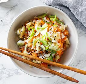 Asiatischer Karotten-Kohlrabi-Salat
