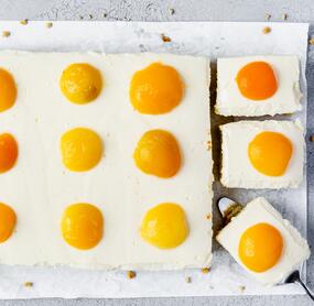 Spiegelei-Kuchen mit Schmand