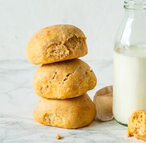 Brioche-Brötchen mit Sauerteig