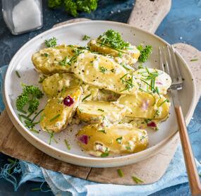Cremiger Kartoffelsalat mit veganer Mayonnaise