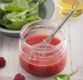 Seidiges Himbeer-Dressing