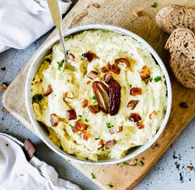 Dattel-Dip mit Frischkäse