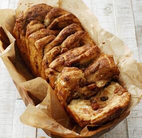 Das softeste Zupfbrot mit Zimt und Rosinen