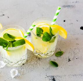 Frische Zitronenlimonade