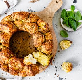 Monkey Bread mit Pesto