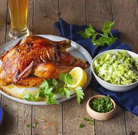 Das knusprigste Bier-Hendl mit Krautsalat