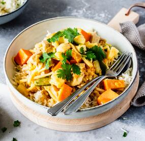 Fruchtiges Curry mit Ananas und Jackfruit
