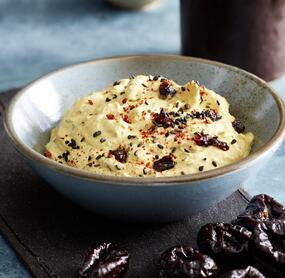 Curry-Dip mit Pflaume