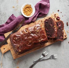 Weihnachtlicher Schoko-Kirsch-Kuchen