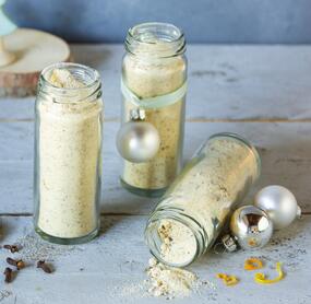 Weihnachtszucker mit weißer Schokolade