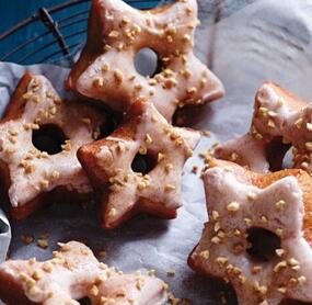 Fluffige Stern-Donuts