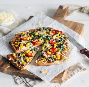 Low-Carb-Pizza mit Käseboden