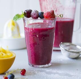 Beeren-Orangen-Smoothie in 5 Minuten