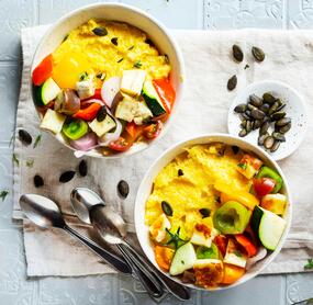 Cremige Polenta mit Ratatouille