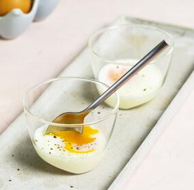 Gedämpftes Ei im Glas