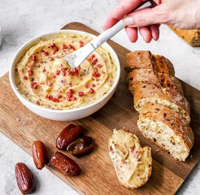 Dattel-Schinken-Butter