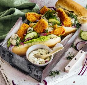 Schnelle Fischstäbchen Hot Dogs