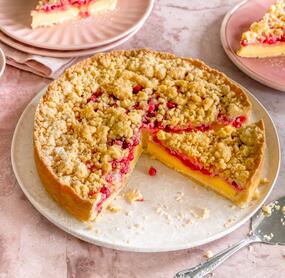 Johannisbeerkuchen mit Streuseln