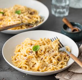 Spaghetti Carbonara mit Sahne