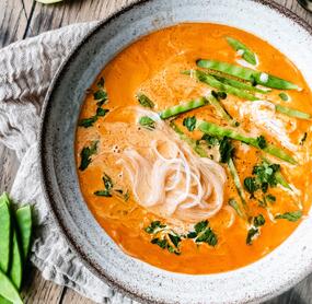 Kokos-Curry-Glasnudelsuppe