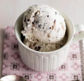 Stracciatella-Eis