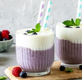Cremiger Heidelbeer-Joghurt-Smoothie