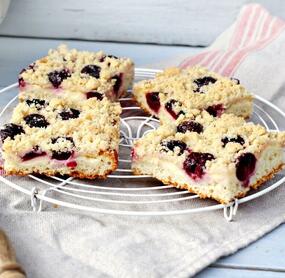 Kirschkuchen mit Streuseln